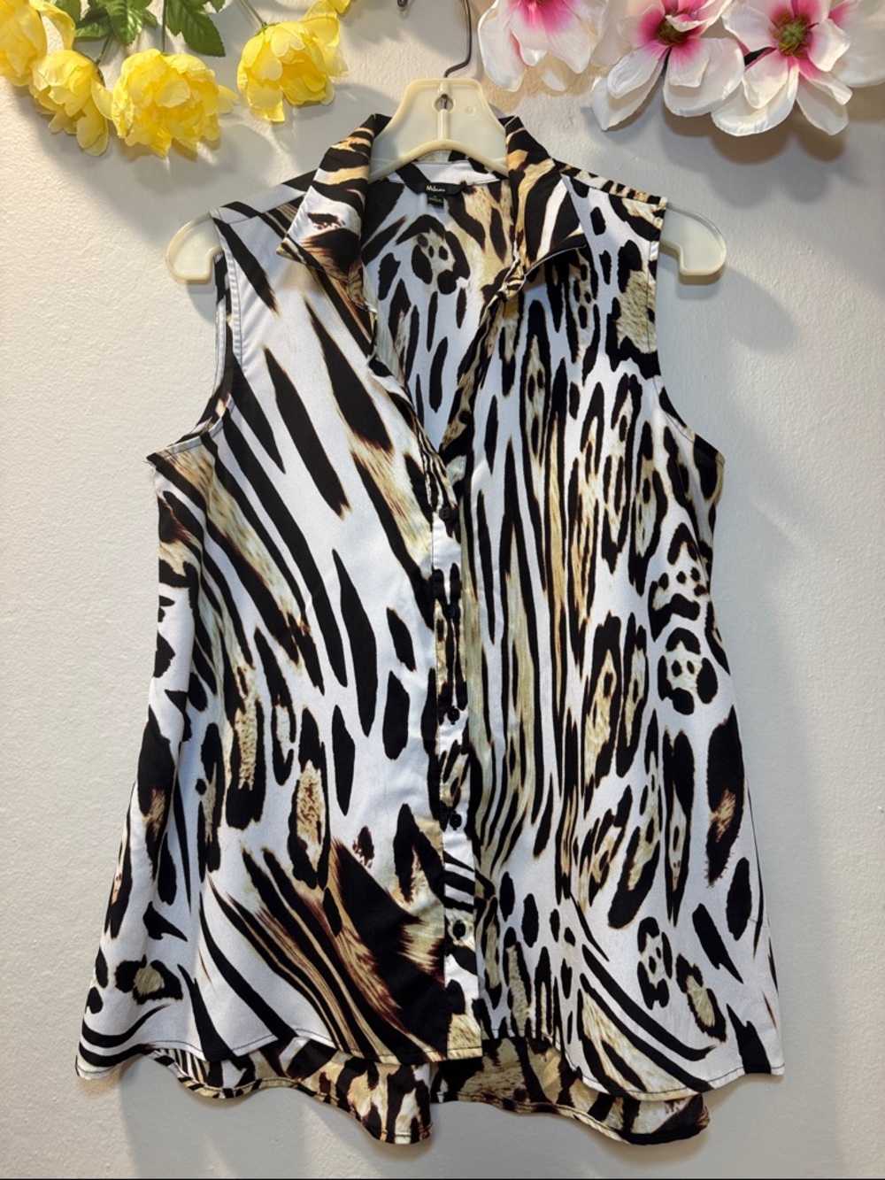 Milano Sleeveless Animal-Print Button-Front Top - Black & Cream & Brown